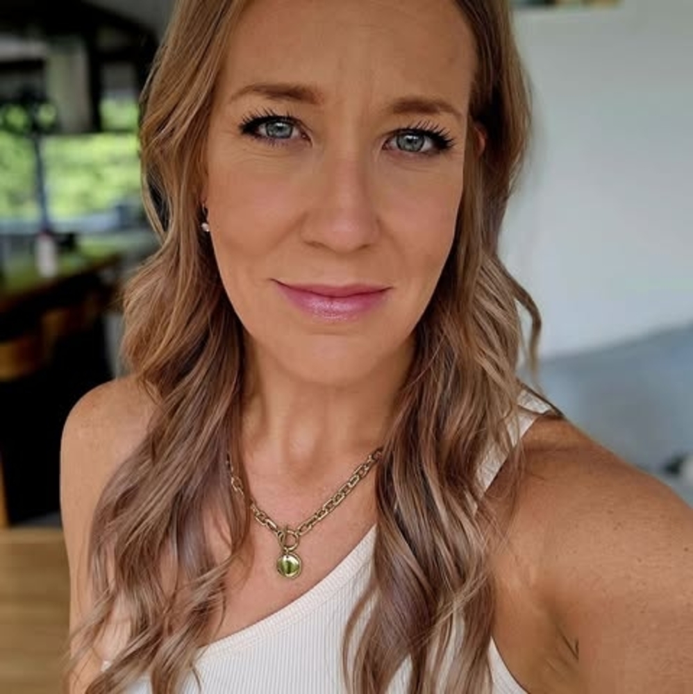 Meet your Posher, Sonia